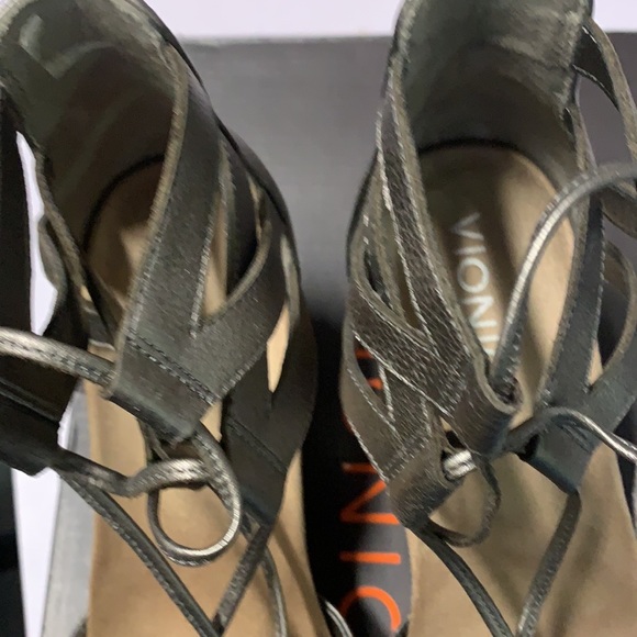 Vionic Heel Sandals - Picture 2 of 6